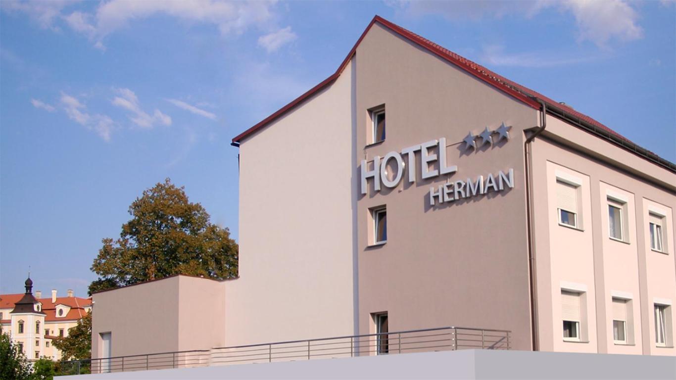 Hotel Herman ريخنوف ناد كنيجنو المظهر الخارجي الصورة